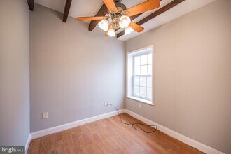 2123 Spring Garden St in Philadelphia, PA - Building Photo - Building Photo