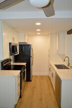 3535 Banbury Dr in Riverside, CA - Building Photo - Building Photo