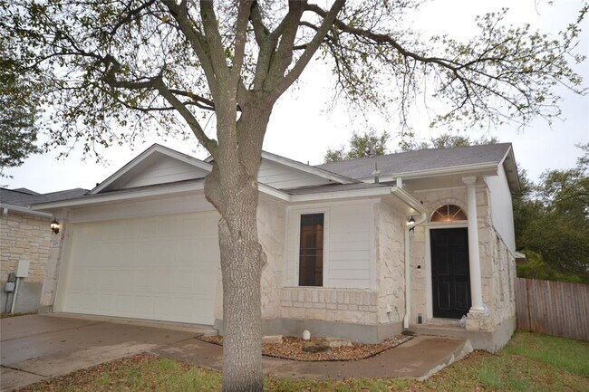 property at 2805 Greenlee Dr