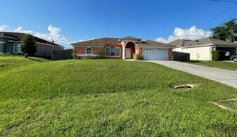 4209 30th St SW in Lehigh Acres, FL - Building Photo