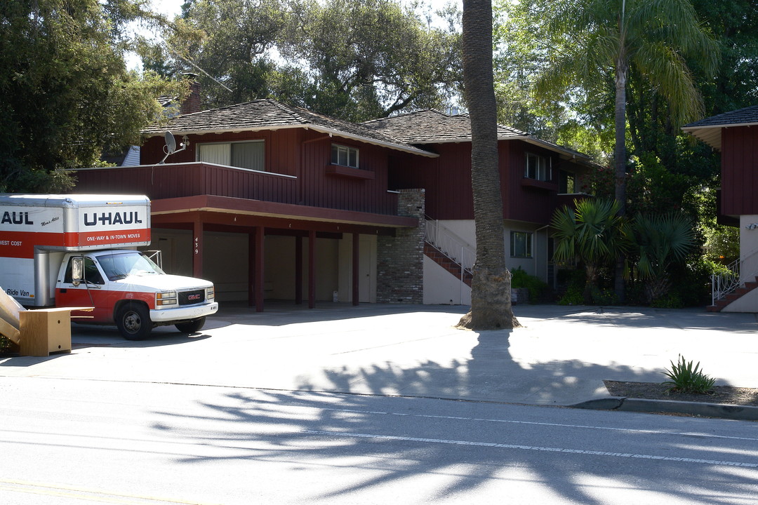 439 Glenwood Ave in Menlo Park, CA - Foto de edificio