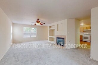 6316 Dante Ln NW in Albuquerque, NM - Building Photo - Building Photo