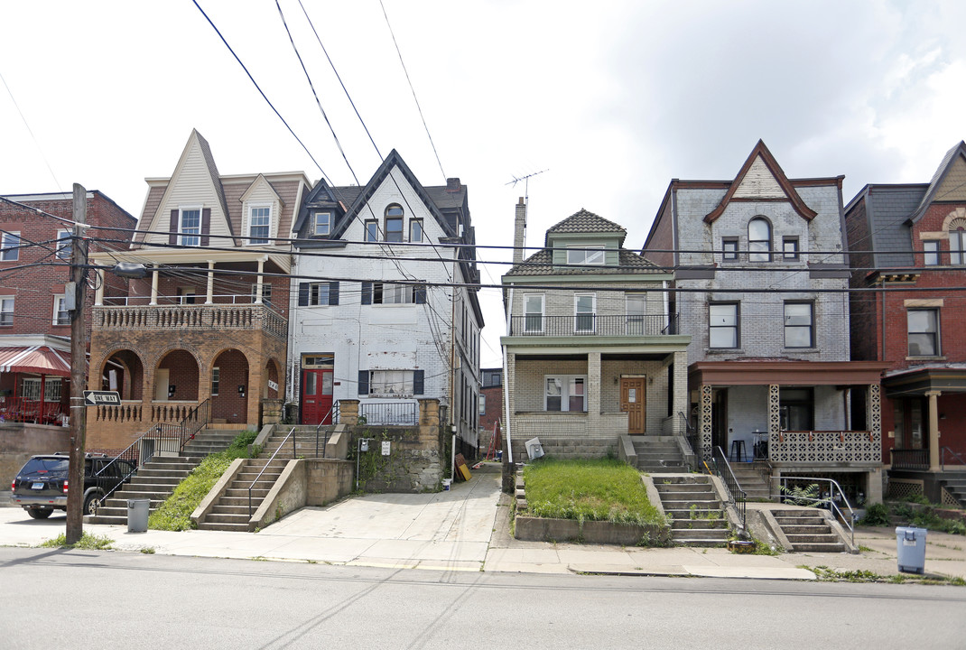 342-344 Oakland Ave in Pittsburgh, PA - Building Photo