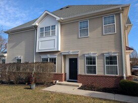 60 Andrews Way in Piscataway, NJ - Building Photo