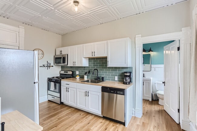 2805 E 16th Ave in Denver, CO - Building Photo - Building Photo