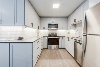 Rosewater Apartments in Windsor, ON - Building Photo - Building Photo