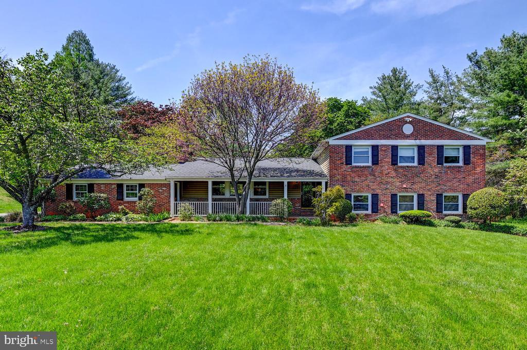206 Dunbeath Ct in Timonium, MD - Building Photo