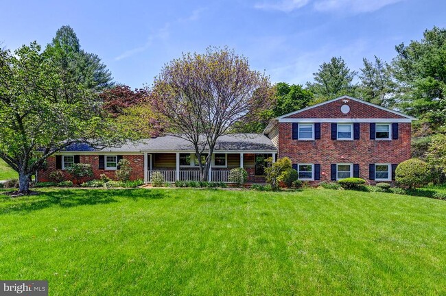 property at 206 Dunbeath Ct