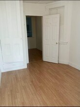 422 St Pauls Ave in Jersey City, NJ - Building Photo - Building Photo