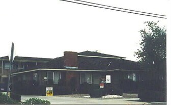 930 S Buena Vista St in Hemet, CA - Building Photo