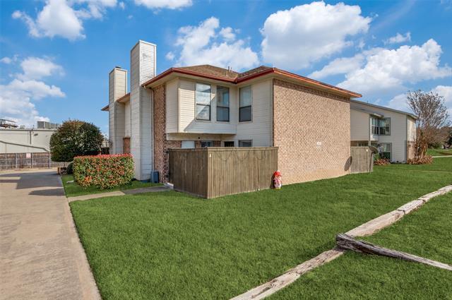 property at 2801 Meadow Park Dr