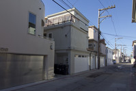 3561 Ocean Front in San Diego, CA - Foto de edificio - Building Photo