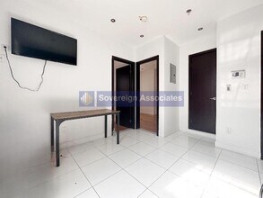 932 Amsterdam Ave in New York, NY - Building Photo - Building Photo