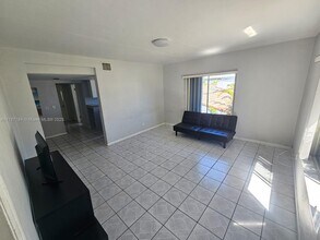7610 Dickens Ave in Miami Beach, FL - Building Photo - Building Photo