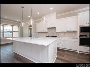 514 Corondelet Ln in Maumelle, AR - Building Photo - Building Photo