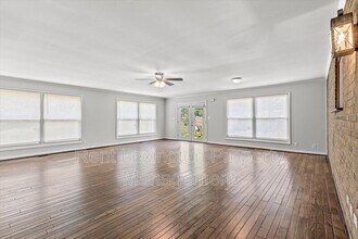 831 Malabu Dr in Lexington, KY - Building Photo - Building Photo