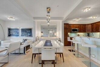 3211-10221 Tuscany Hills Way NW in Calgary, AB - Building Photo - Building Photo