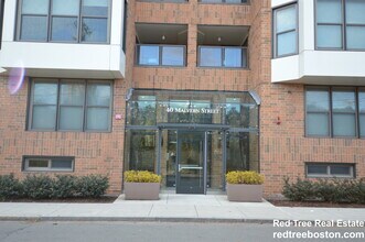 40 Malvern St in Boston, MA - Building Photo - Building Photo