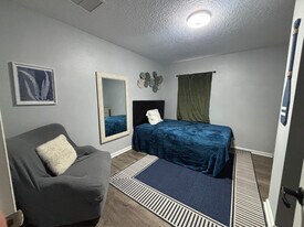 437 Fort Drum Ct in St. Augustine, FL - Building Photo