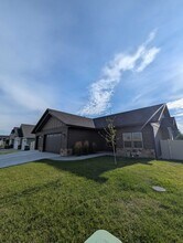 247 Northland Dr in Kalispell, MT - Building Photo - Building Photo