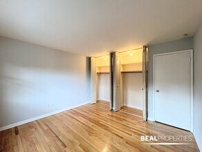 510 W Briar Pl in Chicago, IL - Building Photo - Building Photo