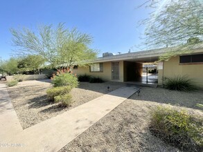 6242 N 12th Pl in Phoenix, AZ - Building Photo - Building Photo