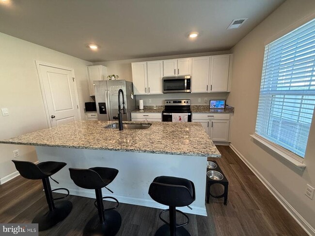 367 Centergate Dr in Charles Town, WV - Building Photo - Building Photo