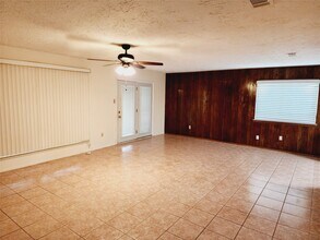 7615 Fur Market Dr in Houston, TX - Building Photo - Building Photo