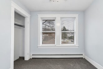 32-34-34 Magnolia St in Lawrence, MA - Building Photo - Building Photo