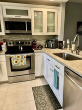 2800 Fiore Way in Delray Beach, FL - Building Photo - Building Photo