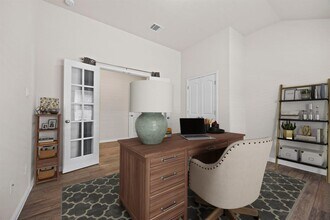 131 Mount Ellen St in Hutto, TX - Building Photo - Building Photo