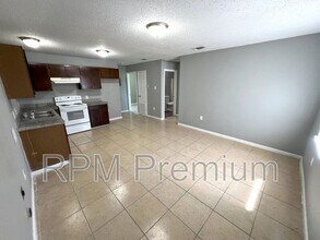 5149 Baker Blvd in Baker, LA - Foto de edificio - Building Photo