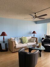 2575 Kuhio Ave, Unit 1404 in Honolulu, HI - Building Photo - Building Photo