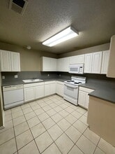 3402 97th St in Lubbock, TX - Building Photo - Building Photo