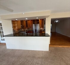 1424 SE 12th Ave in Deerfield Beach, FL - Foto de edificio - Building Photo