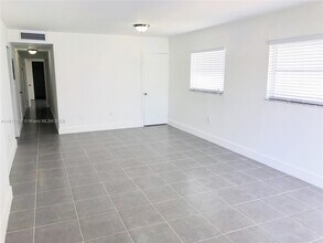 740 81st St in Miami Beach, FL - Building Photo - Building Photo