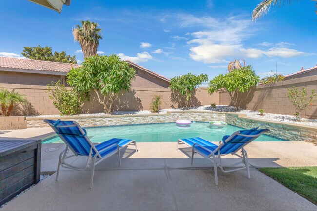 79200 Violet Ct in La Quinta, CA - Building Photo - Building Photo