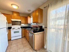 1461 Holly St in Denver, CO - Building Photo - Building Photo