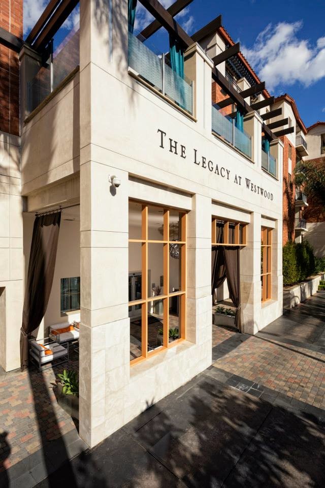 Legacy at Westwood Apartments in Los Angeles, CA - Foto de edificio - Building Photo
