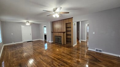 3509 Clairmont St in Flint, MI - Building Photo - Building Photo