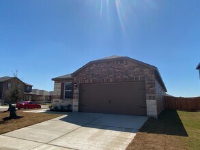 115 Constitution St in Liberty Hill, TX - Building Photo - Building Photo