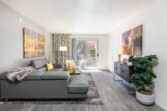 Palermo Apartments in Las Vegas, NV - Building Photo - Building Photo