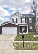 7002 Drury Dr in Louisville, KY - Building Photo