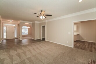 184 Pine Branch Dr in Stockbridge, GA - Building Photo - Building Photo