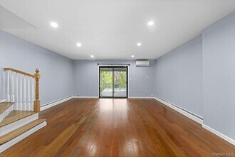 69-16 Eliot Ave in Queens, NY - Building Photo - Building Photo