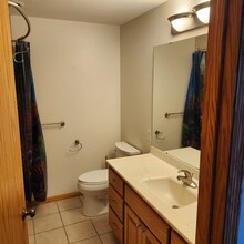 524 Emerson Ave N in Montrose, MN - Foto de edificio - Building Photo