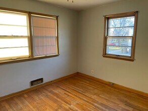 1313 N Walnut St in Grand Island, NE - Building Photo - Building Photo