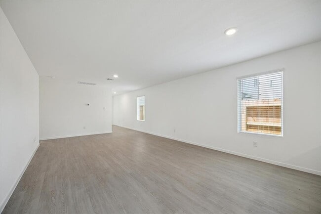 18015 Valle Cupa Ln in New Caney, TX - Building Photo - Building Photo
