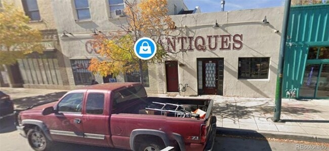 property at 1447 S Broadway