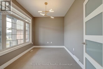 1038 Trailsway Ave in London, ON - Building Photo - Building Photo